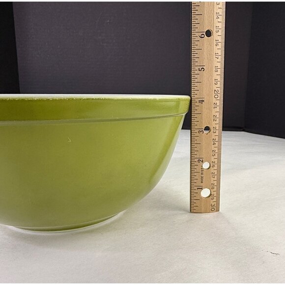 Vintage Pyrex 403 Bowl Avocado Verde Green - Picture 14 of 14